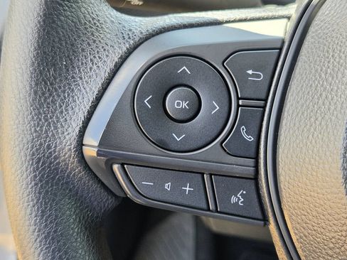Used 2025 Toyota Corolla LE FWD image 23