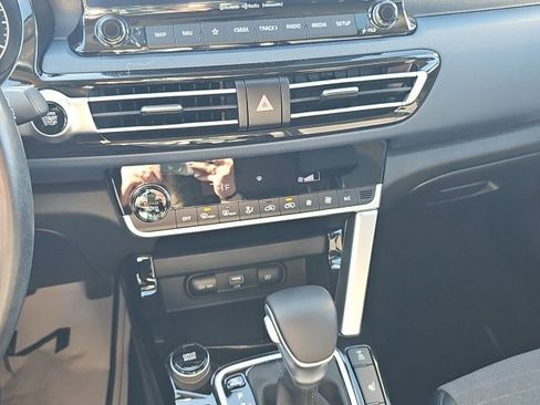 Certified 2023 Kia Seltos S w/ Navigation Package image 25