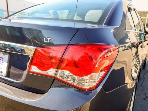 Used 2016 Chevrolet Cruze LT image 22