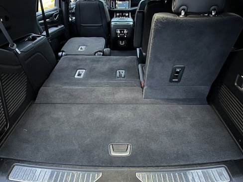 Used 2022 GMC Yukon Denali image 21