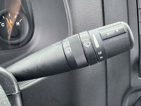 Used 2015 Jeep Patriot Latitude AWD/4WD image 23