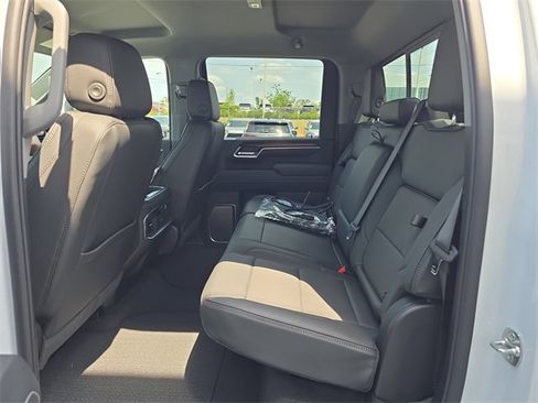 New 2025 GMC Sierra 2500 Denali image 18