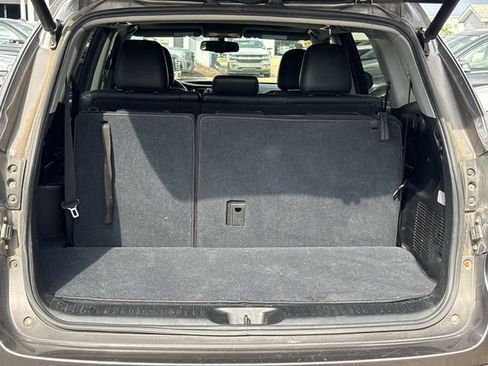 Used 2016 Toyota Highlander XLE image 10