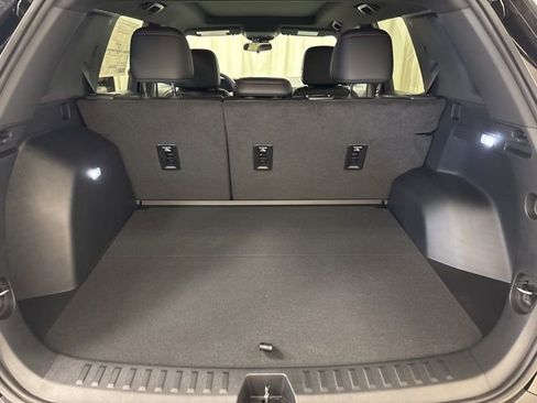 New 2026 Chevrolet Equinox RS w/ Convenience Package III AWD/4WD image 15