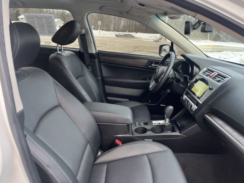 Used 2017 Subaru Outback 2.5i Limited image 38