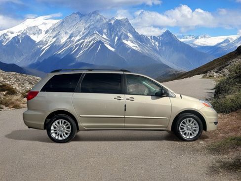Used 2007 Toyota Sienna LE image 6