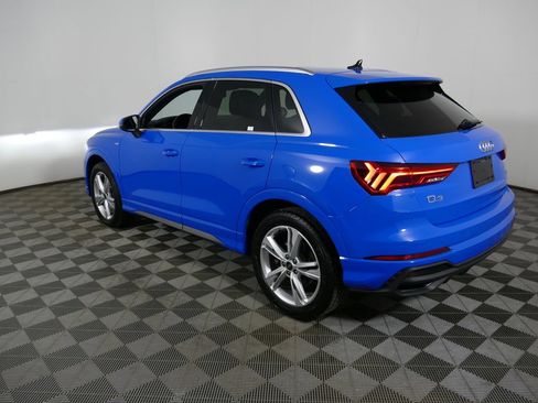 Used 2023 Audi Q3 2.0T Premium w/ Convenience Package AWD/4WD image 5