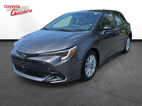 Used 2026 Toyota Corolla SE FWD image 1