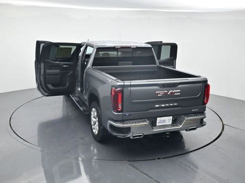 Used 2021 GMC Sierra 1500 SLT AWD/4WD image 42