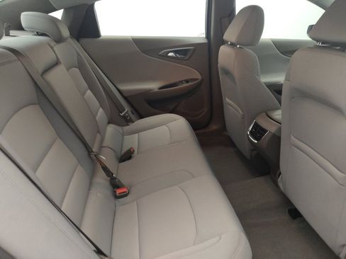 Used 2021 Chevrolet Malibu LT FWD image 19