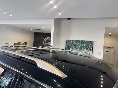 Used 2015 INFINITI QX80 Luxe w/ 22" Wheel Package image 15