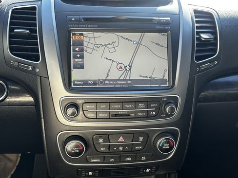 Used 2014 Kia Sorento SX w/ 3rd Row Package image 14