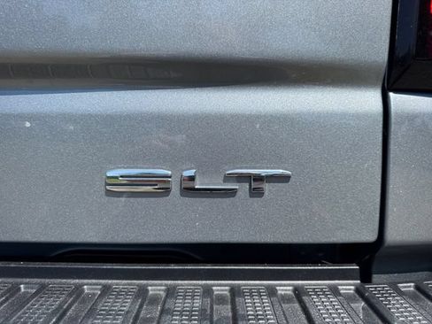 Used 2025 GMC Sierra 1500 SLT w/ SLT Premium Plus Package AWD/4WD image 8