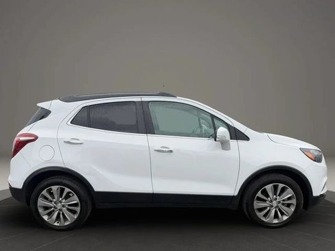 Used 2018 Buick Encore Preferred FWD image 4