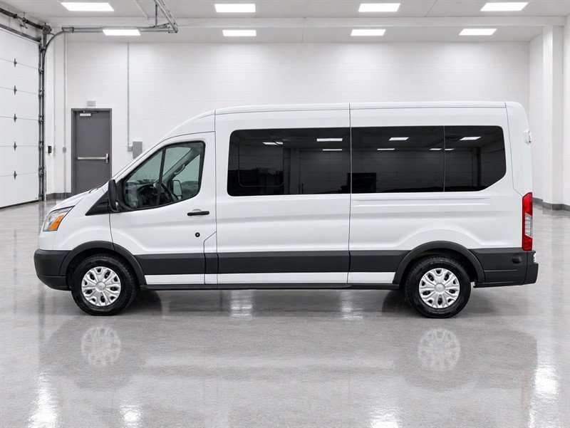 Used 2016 Ford Transit 350 XLT RWD image 2