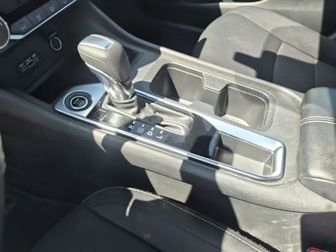 Used 2023 Nissan Sentra SV image 19