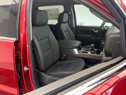 New 2026 GMC Sierra 1500 SLT w/ SLT Premium Package AWD/4WD image 9