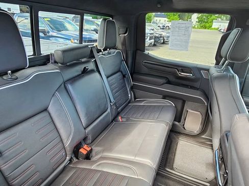 Used 2025 GMC Sierra 1500 AT4X AWD/4WD image 24