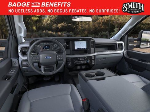 New 2026 Ford F550 4x4 Crew Cab Super Duty image 10