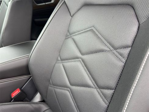 New 2026 Volkswagen Atlas SE image 10