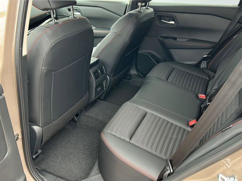 New 2026 Nissan Rogue Rock Creek image 24