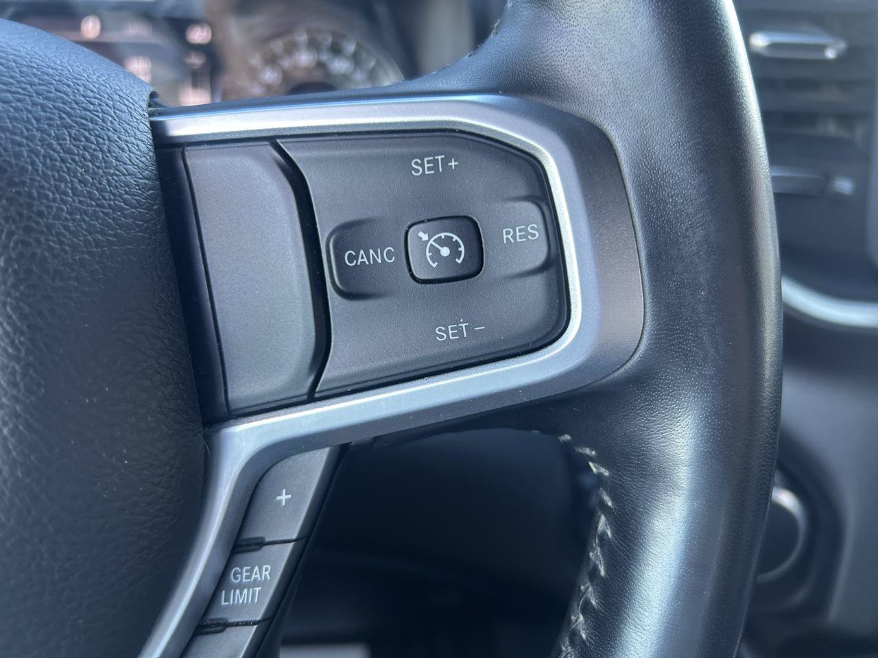 Used 2021 RAM 1500 Big Horn AWD/4WD image 18