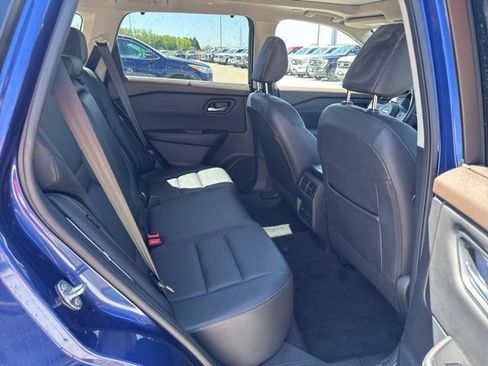 Used 2023 Nissan Rogue SL w/ SL Premium Package AWD/4WD image 13