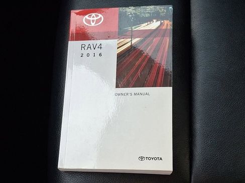 Used 2016 Toyota RAV4 Limited AWD/4WD image 26
