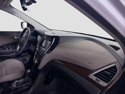 Used 2018 Hyundai Santa Fe Sport w/ 2.4L Value Package 02 image 30