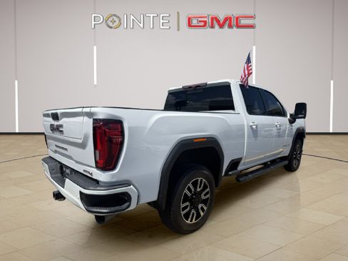 Certified 2020 GMC Sierra 2500 AT4 w/ AT4 Premium Package image 5