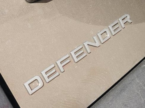 Used 2026 Land Rover Defender 110 S AWD/4WD image 8