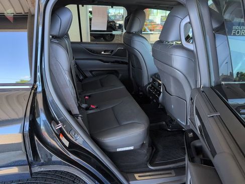 Used 2024 Lexus LX 600 4WD w/ Appearance Package image 29