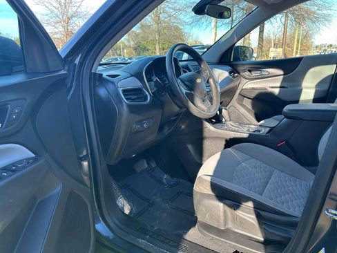 Used 2020 Chevrolet Equinox LS w/ LPO, Roadside Safety Package image 12