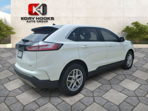 Used 2023 Ford Edge SEL w/ Convenience Package AWD/4WD image 4