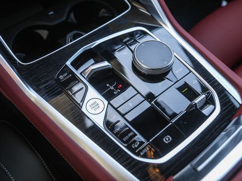 New 2026 BMW X6 xDrive40i image 15