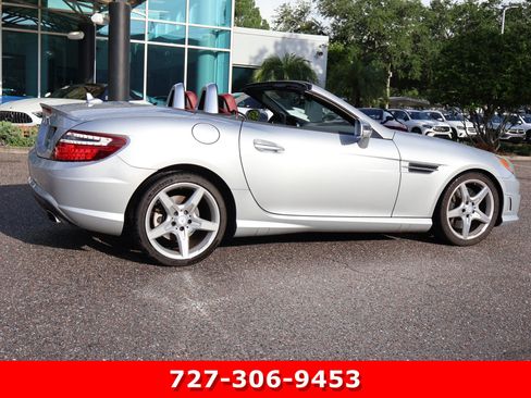Used 2016 Mercedes-Benz SLK 300 image 10