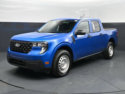 Used 2025 Ford Maverick XL w/ Equipment Group 102A