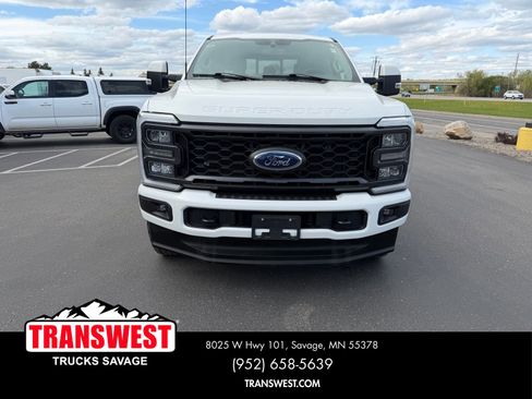 Used 2023 Ford F350 Lariat w/ Sport Appearance Package AWD/4WD image 8