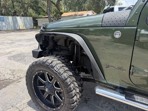 Used 2008 Jeep Wrangler Unlimited X AWD/4WD image 3