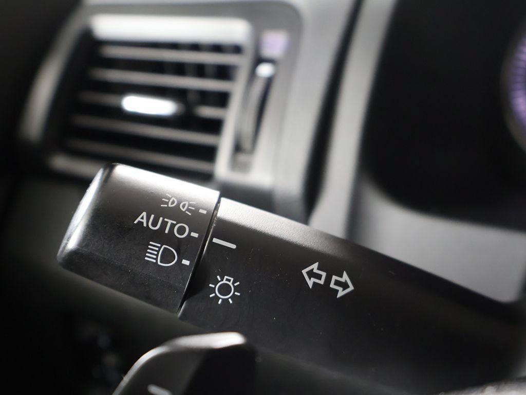 Used 2023 Honda Passport EX-L image 41