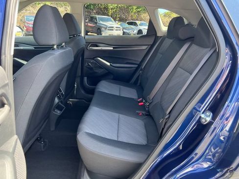 Used 2025 Kia Seltos LX AWD/4WD image 14