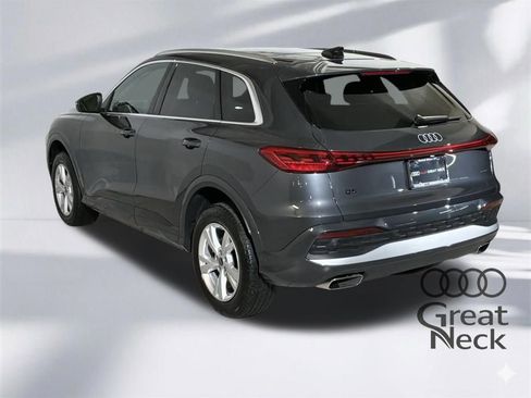 Certified 2025 Audi Q5 Premium w/ Convenience Package AWD/4WD image 9