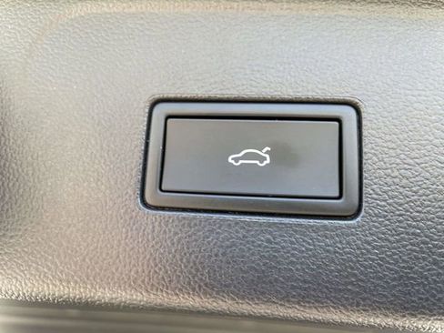 Used 2026 Volkswagen Atlas SE AWD/4WD image 20
