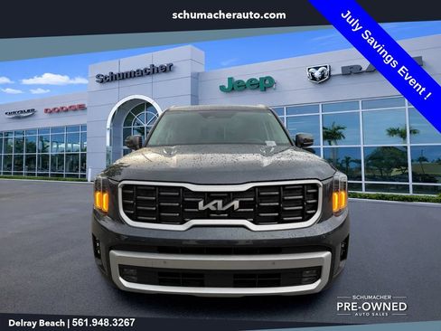 Used 2024 Kia Telluride SX FWD image 2