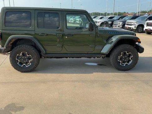New 2023 Jeep Wrangler Rubicon w/ Cold Weather Group image 9