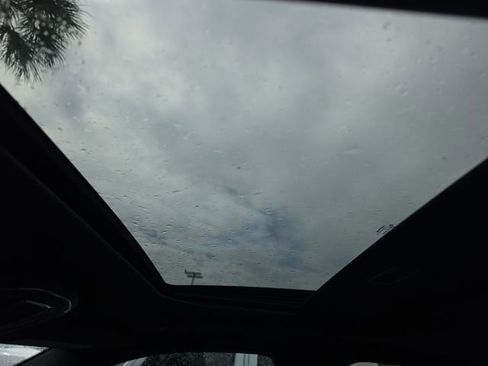 Used 2024 Jeep Grand Cherokee Altitude image 11