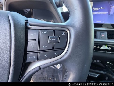 Used 2024 Lexus UX 250h FWD image 24