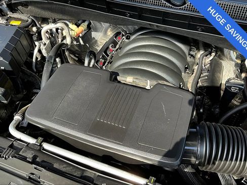 Used 2024 Chevrolet Tahoe LT image 40