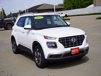 Used 2023 Hyundai Venue SEL