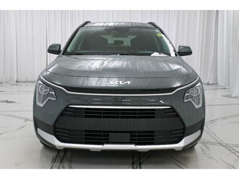 New 2025 Kia Niro EX w/ EX Cold Weather Package image 3